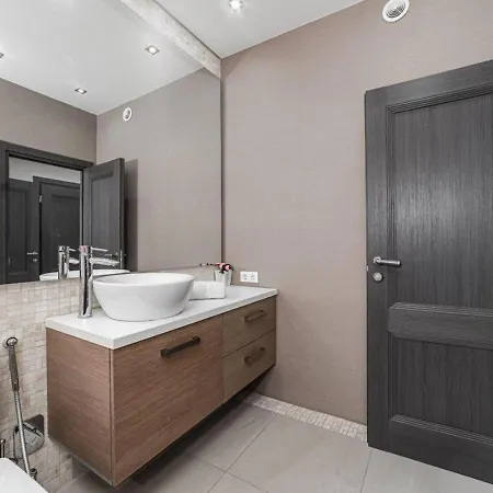 2-bedrooms Downtown Apartment Odesa